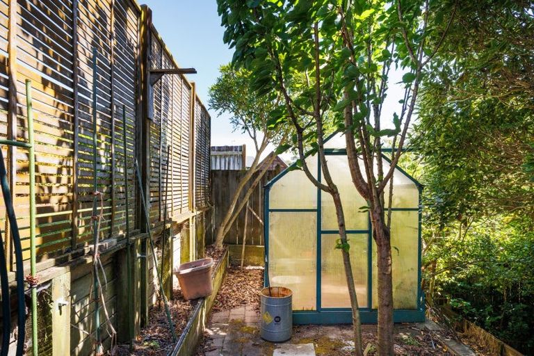 Photo of property in 7 Jasmine Place, Fitzherbert, Palmerston North, 4410