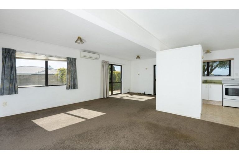 Photo of property in 10b Tui Street, Mount Maunganui, 3116