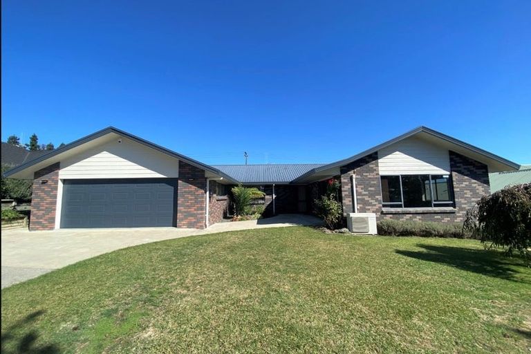 Photo of property in 298 Grandview Road, Western Heights, Hamilton, 3200