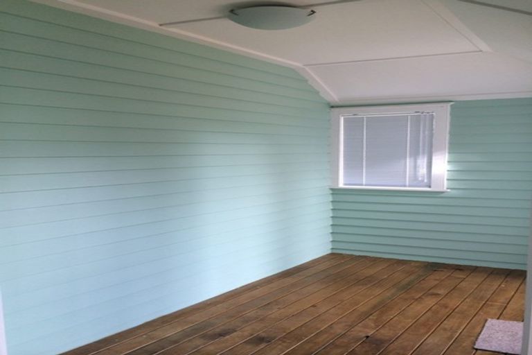 Photo of property in 3 Le Roy Terrace, Birkenhead, Auckland, 0626