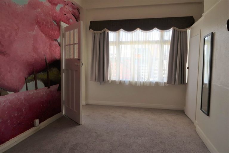 Photo of property in 21af1 Talavera Terrace, Kelburn, Wellington, 6012