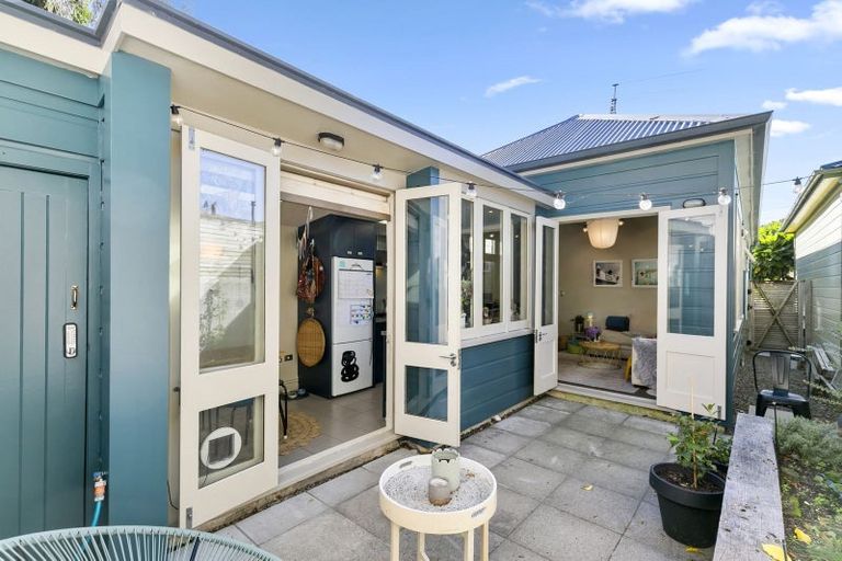 Photo of property in 13 Tainui Terrace, Mount Cook, Wellington, 6021