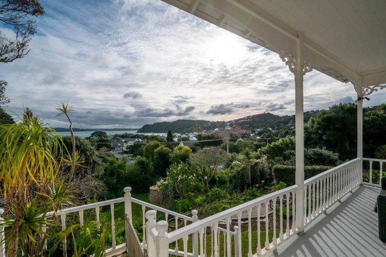 Photo of property in 9 Robertson Street, Russell, 0202