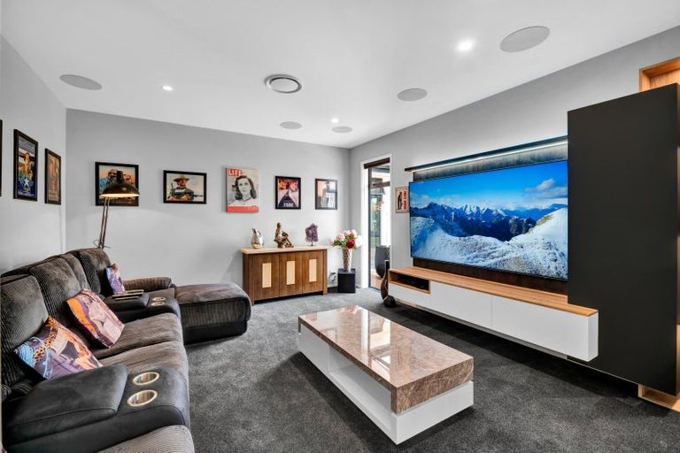 Photo of property in 129 Smart Road, Glen Avon, New Plymouth, 4372