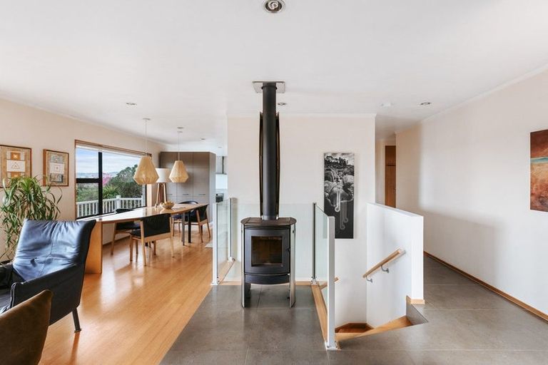 Photo of property in 96 Omokoroa Road, Omokoroa, 3114