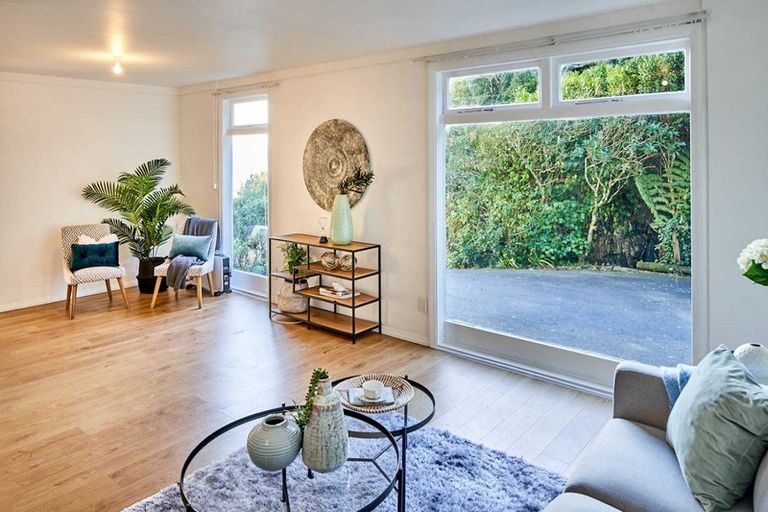 Photo of property in 57 Rona Street, Eastbourne, Lower Hutt, 5013