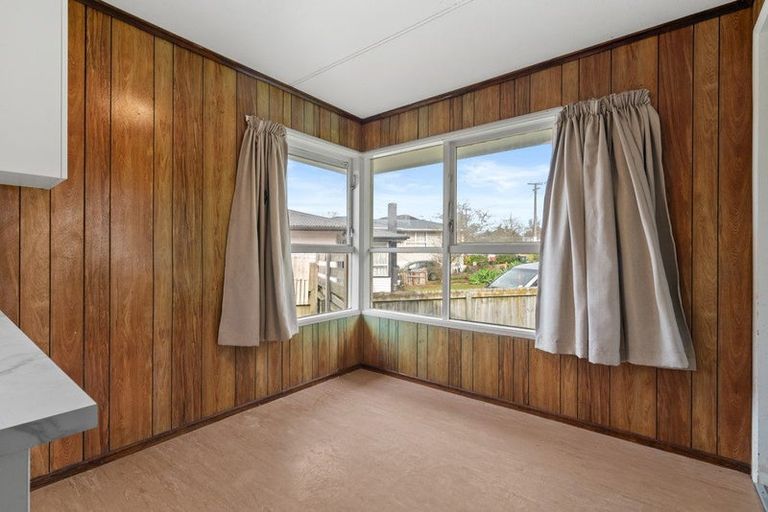 Photo of property in 7 Leonard Place, Otara, Auckland, 2023