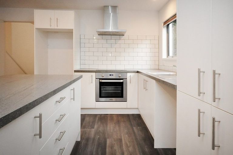 Photo of property in 46a Elliston Crescent, Stanmore Bay, Whangaparaoa, 0932