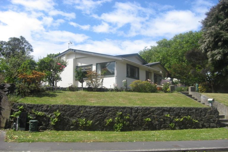 Photo of property in 43 Waimea Terrace, Beckenham, Christchurch, 8023