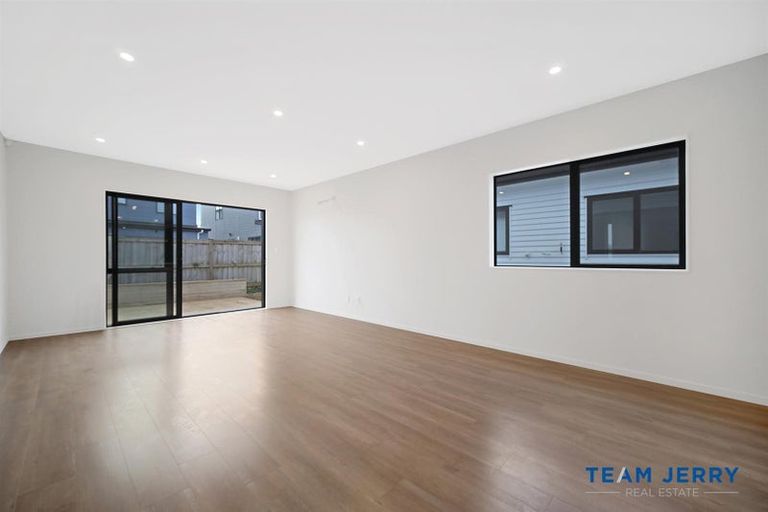 Photo of property in 25 Huringa Road, Karaka, Papakura, 2113