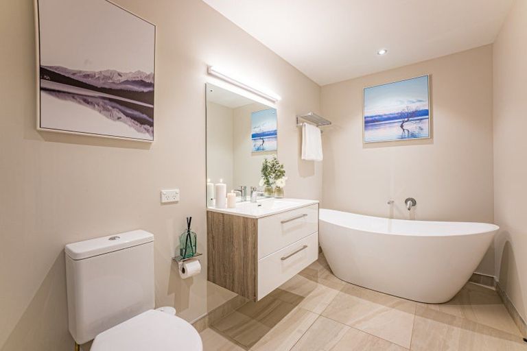 Photo of property in St Andrews Park, 42a Highview Terrace, Queenstown, 9300