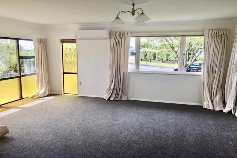 Photo of property in 50 Tennyson Crescent, Stoke, Nelson, 7011