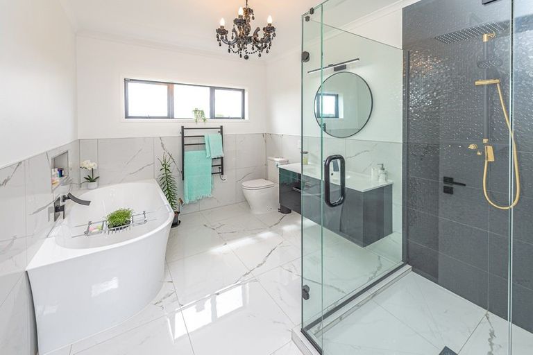 Photo of property in 34 Golf Vue Place, Castlecliff, Whanganui, 4501