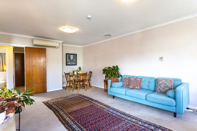 Photo of property in 1/1a Thorrington Road, Cashmere, Christchurch, 8022
