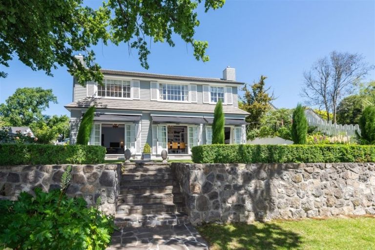 Photo of property in 4 Crichton Terrace, Cashmere, Christchurch, 8022