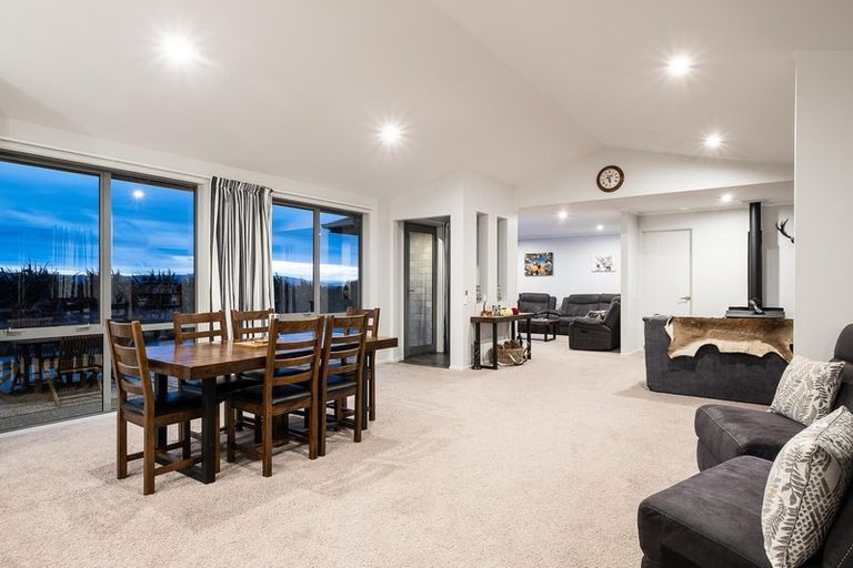 Photo of property in 37 Tara Hills Drive, North Taieri, Mosgiel, 9092