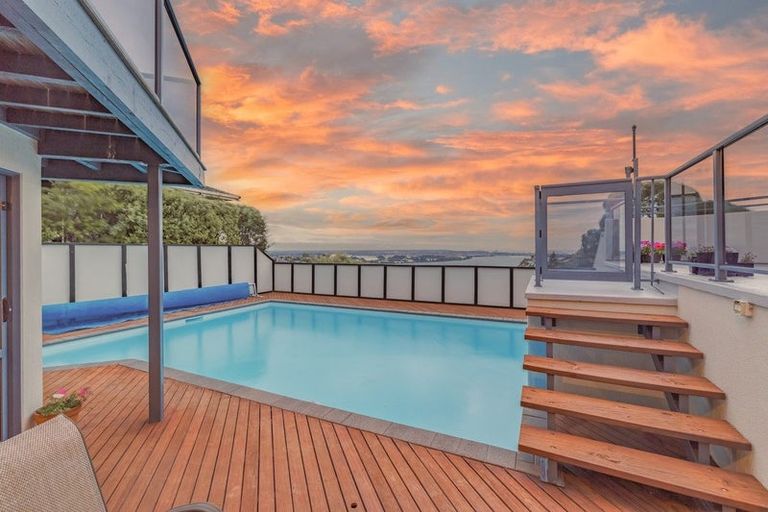 Photo of property in 114 Soleares Avenue, Mount Pleasant, Christchurch, 8081