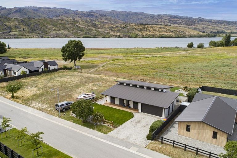 Photo of property in 48 Perriam Place, Mount Pisa, Cromwell, 9383