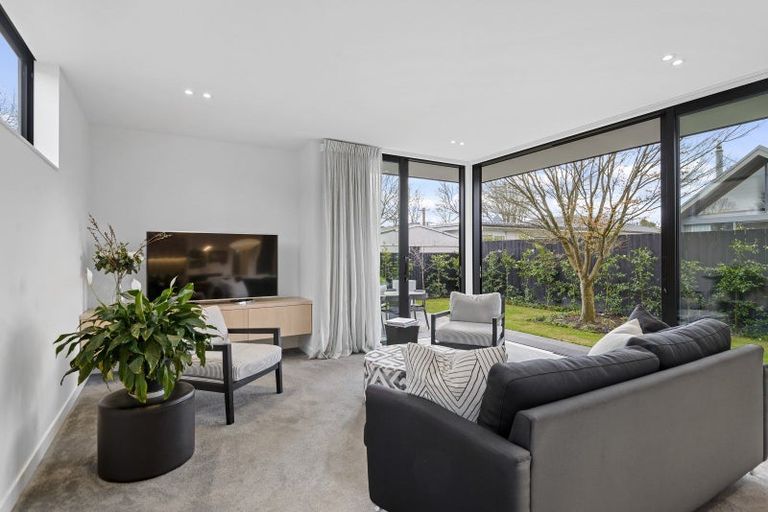 Photo of property in 3a Ngahere Street, Fendalton, Christchurch, 8041