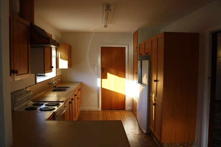 Photo of property in 19 Ontario Place, Wainoni, Christchurch, 8061