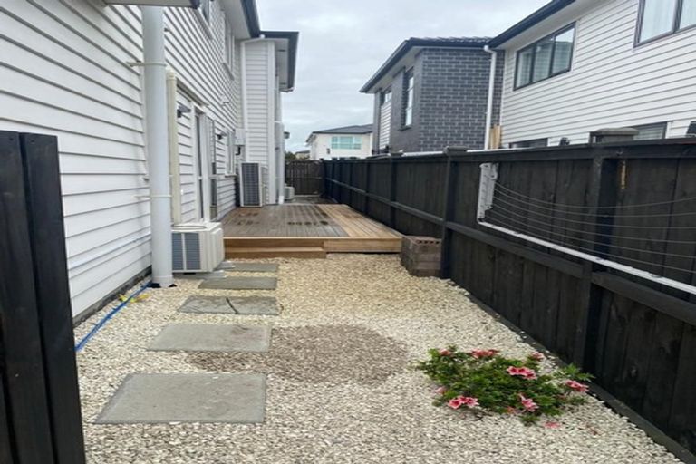 Photo of property in 29 Hikuawa Road, Flat Bush, Auckland, 2019