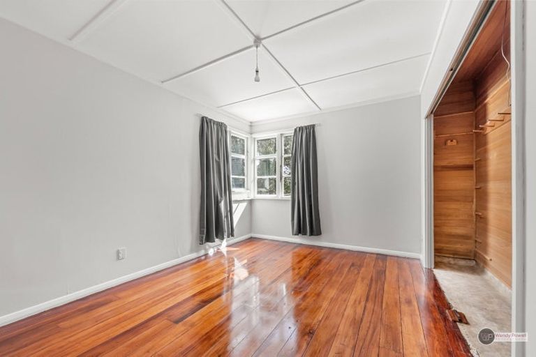 Photo of property in 66 Wilkie Crescent, Naenae, Lower Hutt, 5011