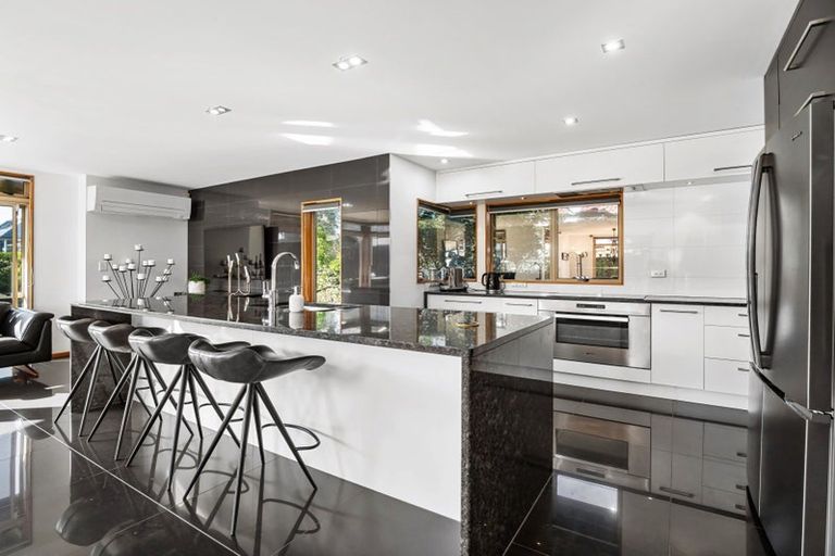 Photo of property in 299 Oceanbeach Road, Mount Maunganui, 3116