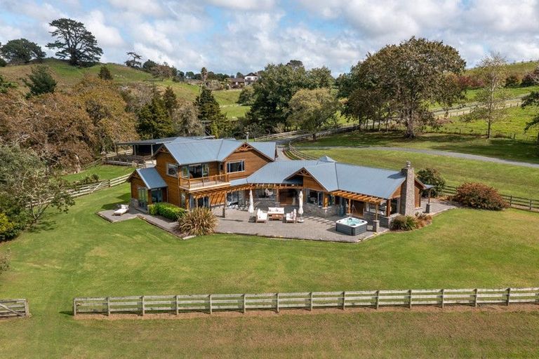 Photo of property in 135 Fiddlers Hill Road, Puhoi, Warkworth, 0994