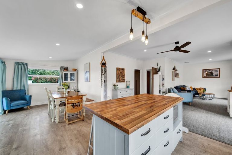 Photo of property in 1288 Normanby Road, Manaia, Hawera, 4678