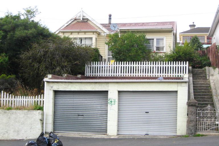 Photo of property in 371 South Road, Caversham, Dunedin, 9012