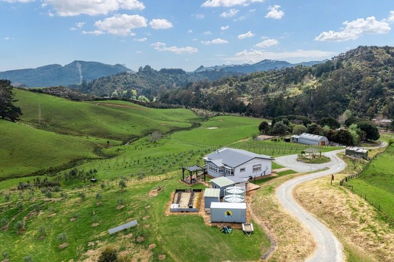Photo of property in 90 Ahuroa Valley Road, Makarau, Warkworth, 0981