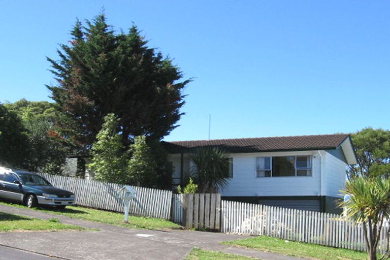 Photo of property in 7 Sumich Place, West Harbour, Auckland, 0618