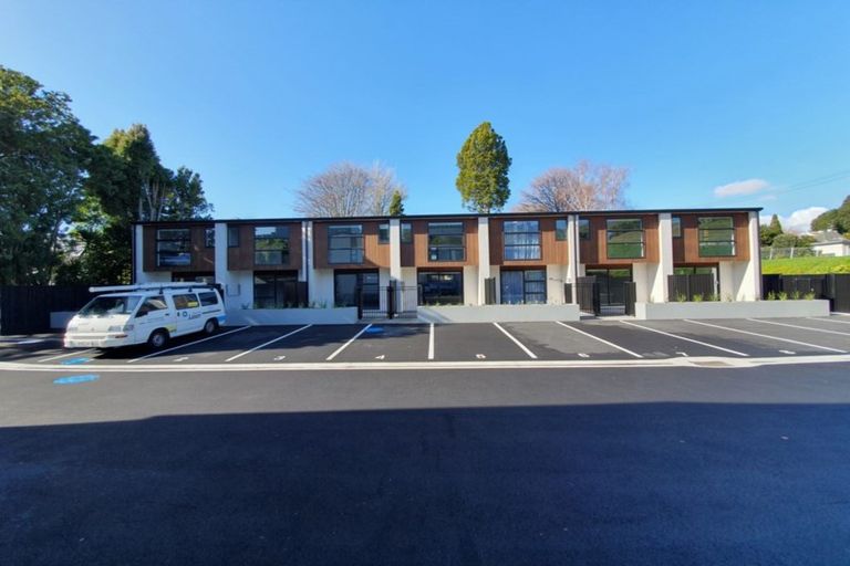 Photo of property in 5/36 Seventh Avenue, Tauranga, 3110