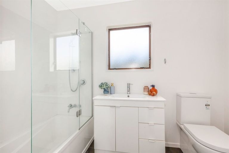 Photo of property in 17 The Bollard, Whitby, Porirua, 5024