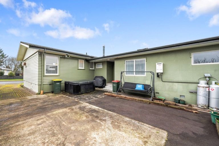 Photo of property in 10 Homedale Street, Pukehangi, Rotorua, 3015