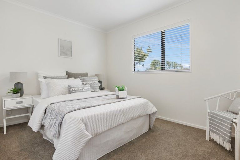 Photo of property in 8 Hayley Grove, Papamoa Beach, Papamoa, 3118