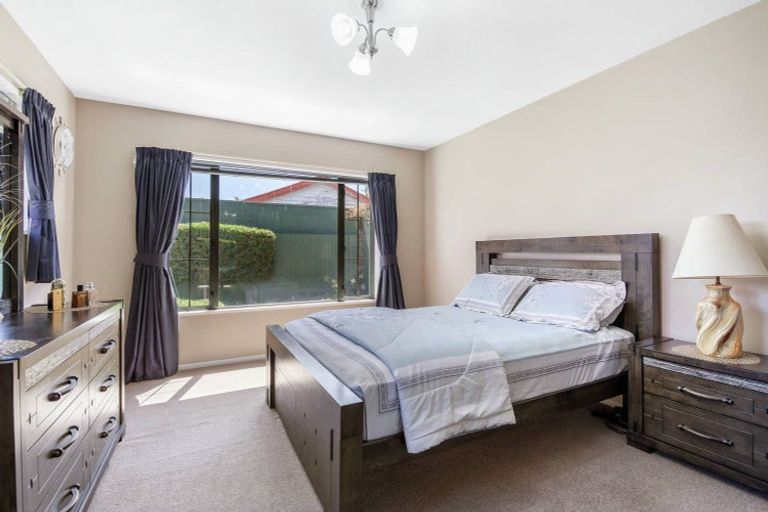 Photo of property in 2/343a Burwood Road, Burwood, Christchurch, 8083