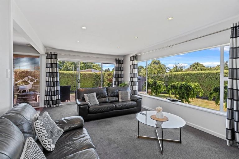 Photo of property in 39 Rossiter Avenue, Redwood, Christchurch, 8051