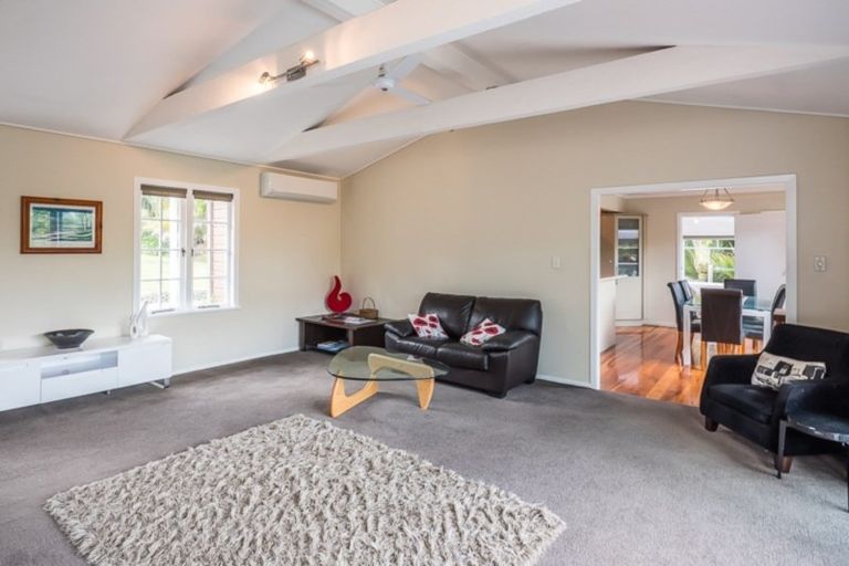 Photo of property in 185 Main Road North, Otaihanga, Paraparaumu, 5036