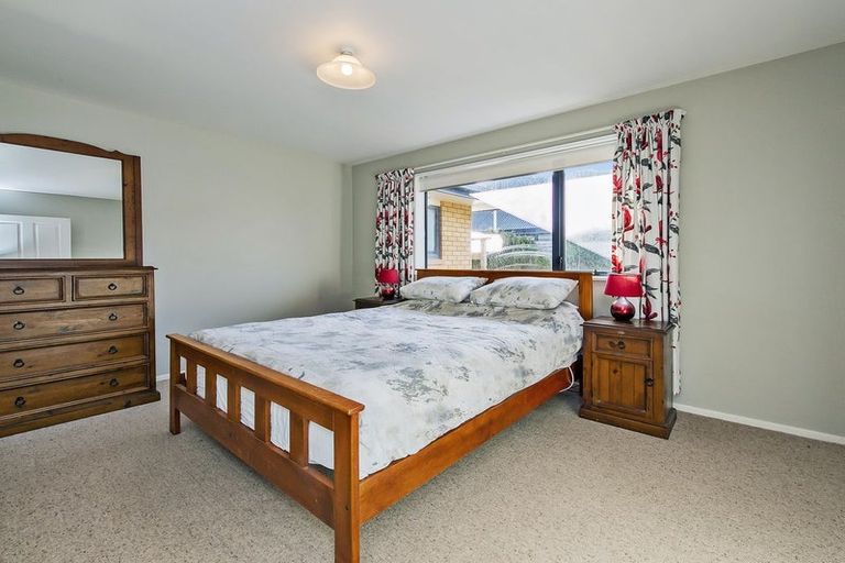 Photo of property in 13 Brooker Place, Kirwee, Darfield, 7571