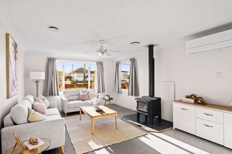 Photo of property in 45 Effingham Street, North New Brighton, Christchurch, 8083