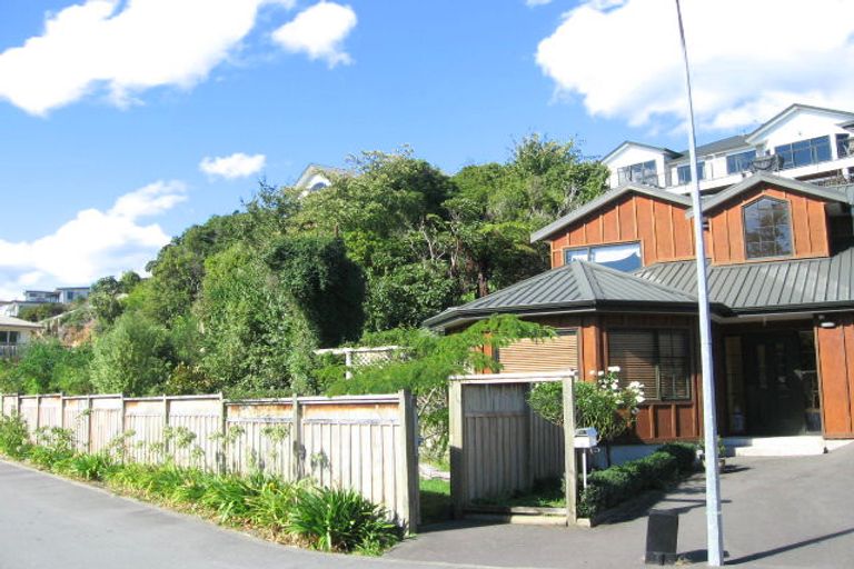 Photo of property in 15 Mccarthy Grove, Clouston Park, Upper Hutt, 5018