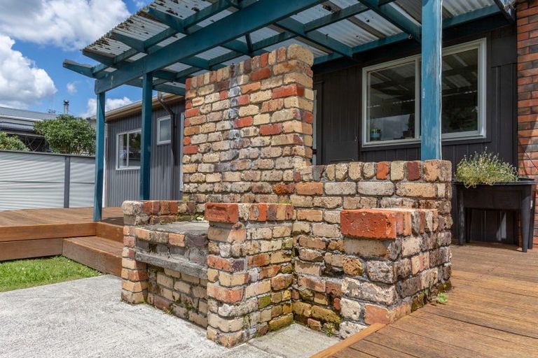 Photo of property in 28 Willoughby Street, Paeroa, 3600