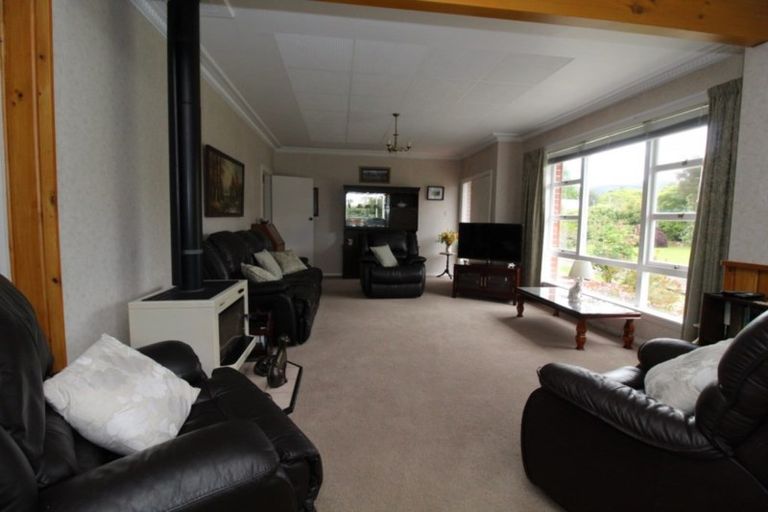 Photo of property in 68 Mill Road, Waimate, 7924