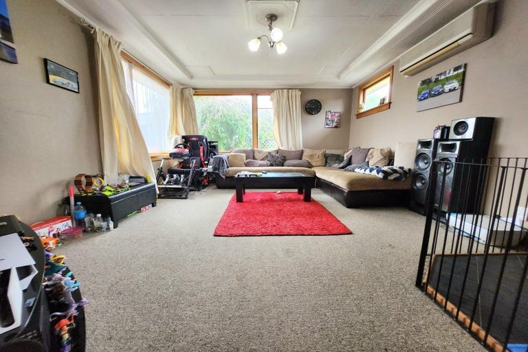 Photo of property in 16 Oxford Street, Holmes Hill, Oamaru, 9401