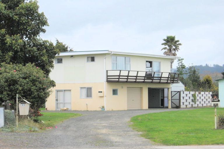 Photo of property in 11 Kenneth Avenue, Whitianga, 3510