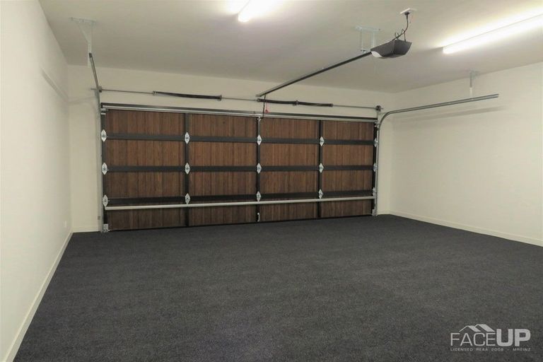 Photo of property in 28 Walter Merton Road, Hobsonville, Auckland, 0616