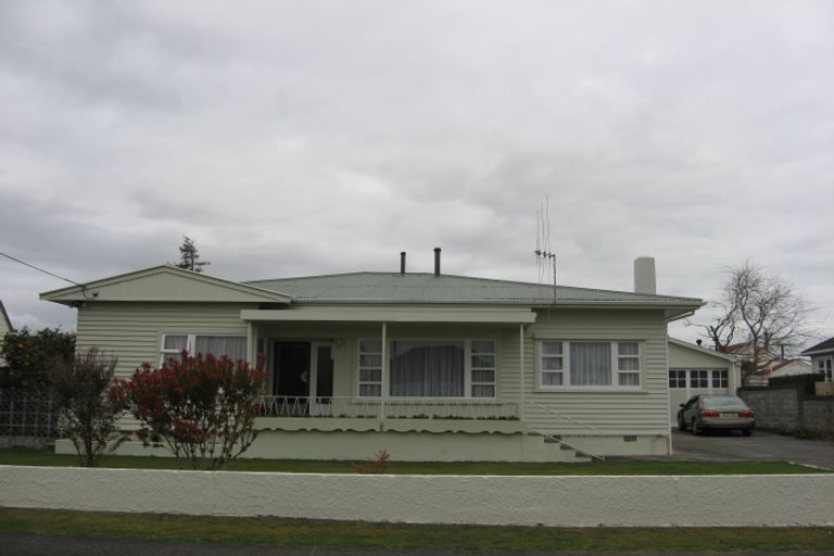 Photo of property in 32 Wilton Street, Levin, 5510