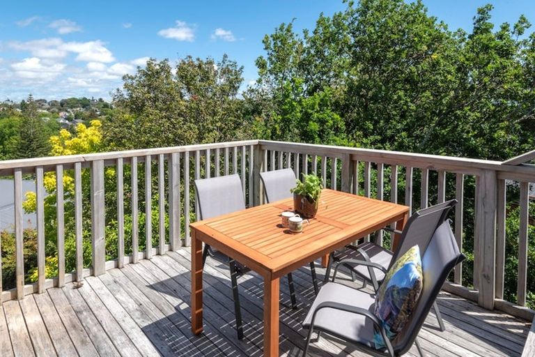 Photo of property in 7 Evelyn Road, Cockle Bay, Auckland, 2014