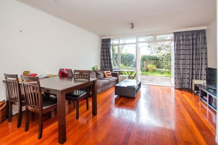 Photo of property in 2/55a Hepburn Street, Freemans Bay, Auckland, 1011